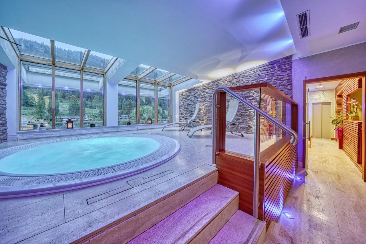 Majestic Hotel Madonna di Campiglio Luaran gambar